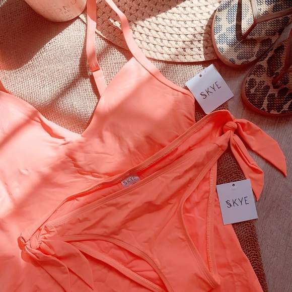 Skye the Elsie 2 piece bathing suit - Picture 4 of 16